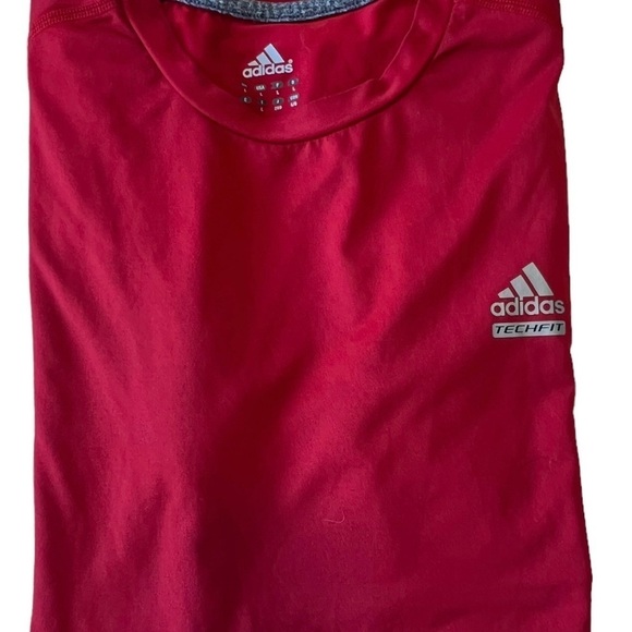 ADIDAS Climalite tech fit Short Sleeve red Athletic Shirt. Size large - Picture 4 of 11